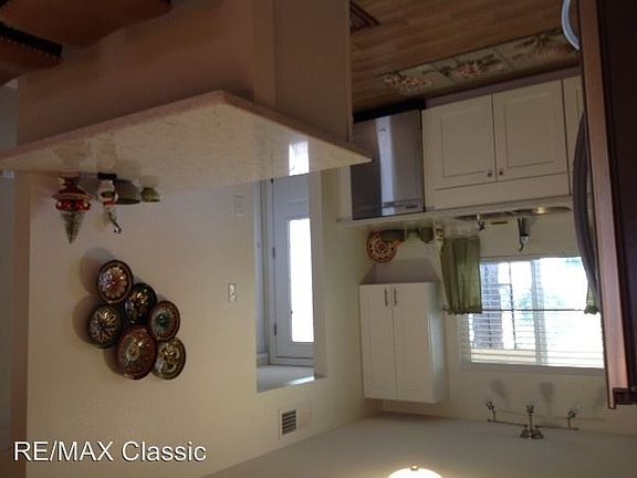 3rd image of 514 Leisure World