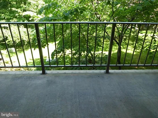 1427 Northgate Sq #12 — Photo 8