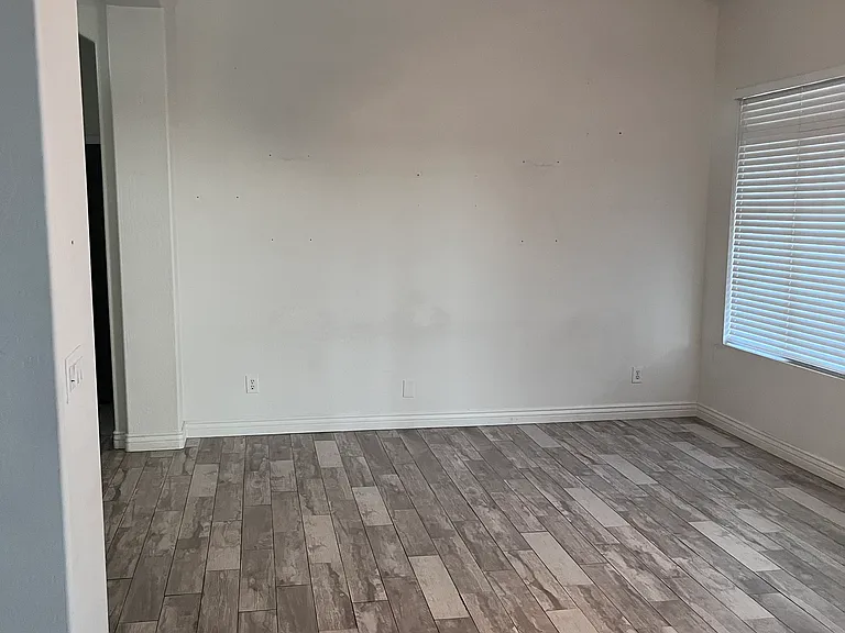 221 E Arabian Dr — Photo 10