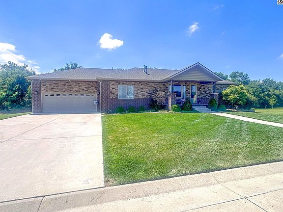 2nd image of 567 Peltiers Way