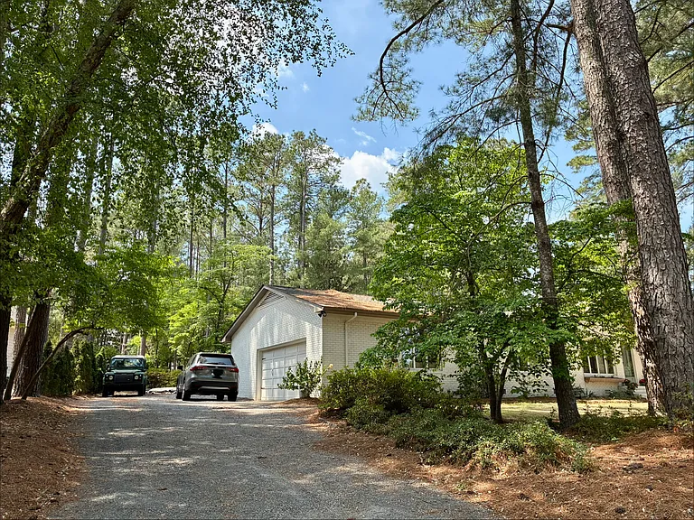 46 Shadow Dr — Photo 4