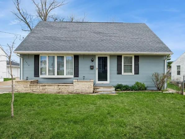 1014 36th St SE, Cedar Rapids, IA 52403