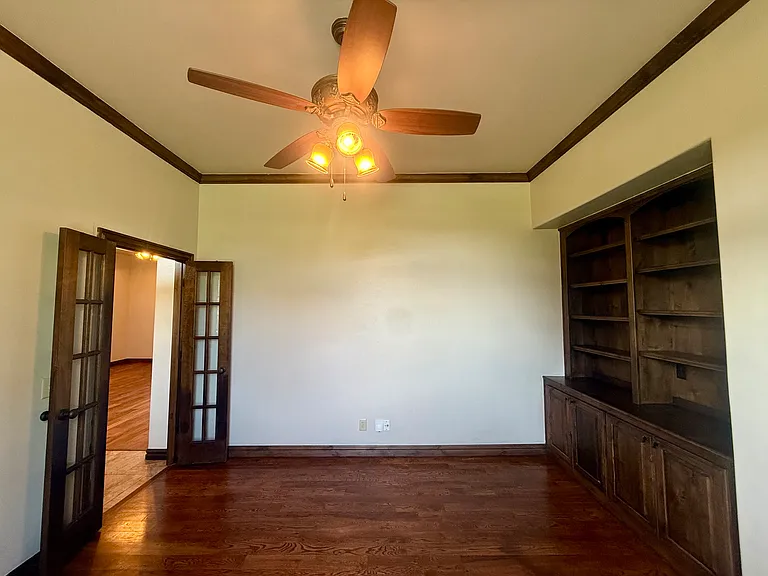 2114 Savona Ln — Photo 23