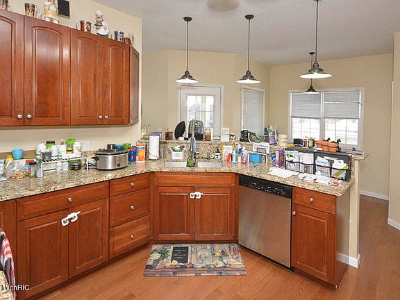 5th image of 28221 Kristina Cir S