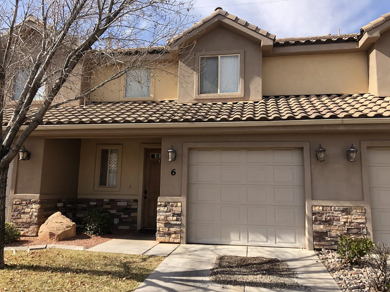 3 bed, 2.5 bath, 1551 sqft, $1,675 — Photo 1