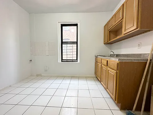 Rented by Coda Real Estate NYC | media 16