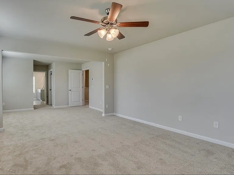 5421 Victoria Fls — Photo 8