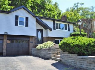 7120 Dumbarton Pl, Bethel Park, PA 15102