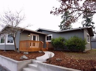 3795 Woodland Park Rd, Grants Pass, OR 97527
