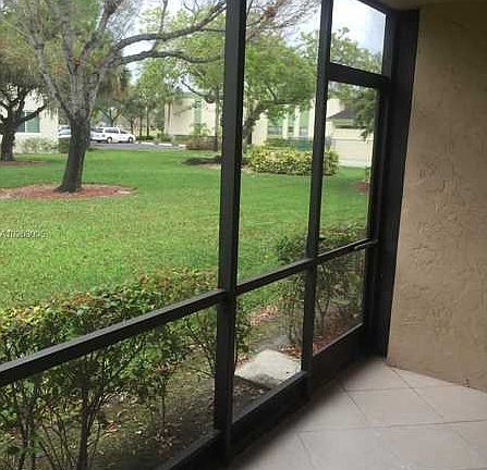 3rd image of 4272 NW 89th Ave APT 105