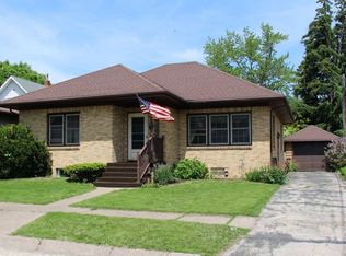 501 Market St, Bellevue, IA 52031