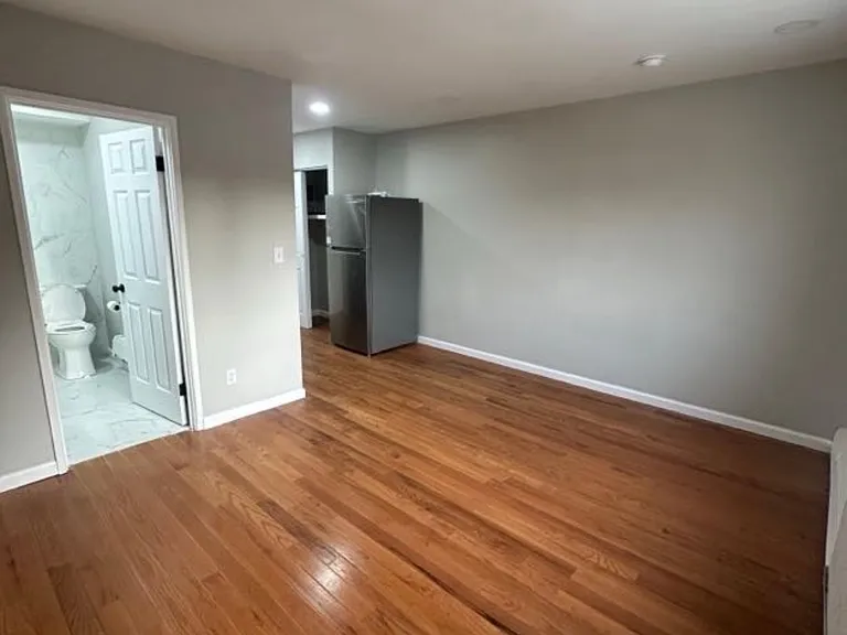 402 Olive St #27 — Photo 2