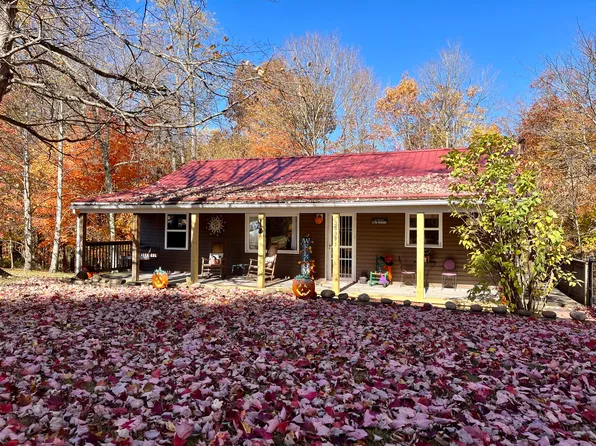 38391 Midland Trl, Rainelle, WV 25962