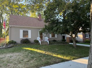 8340 White Oak Ave, Munster, IN 46321