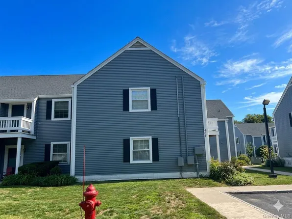 401 Commons Way #D, Fishkill, NY 12524