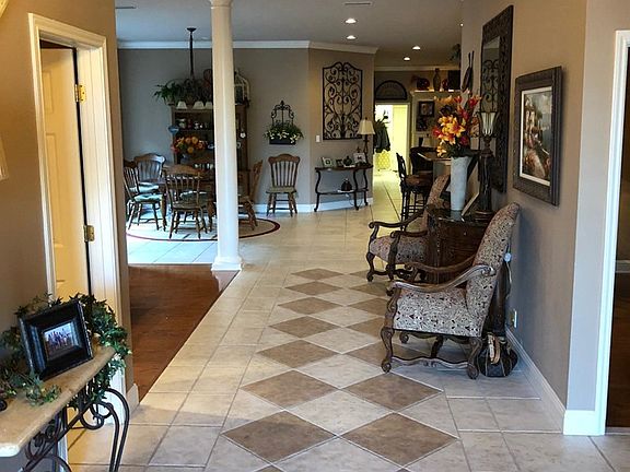 2nd image of 5705 Fenway Dr