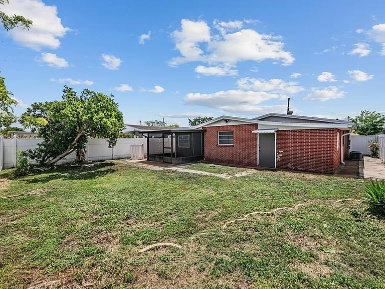 2709 W Abdella St — Photo 23