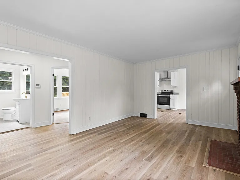 5220 Brenda Dr — Photo 4