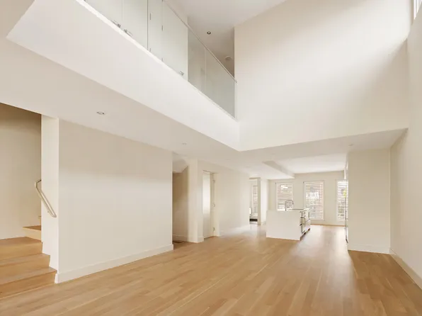 107 Union Street image 2 of 17