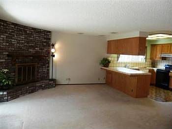 2nd image of 200 Ruth Ct