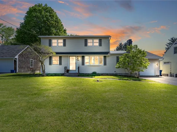 109 Heather Ln, Camillus, NY 13031