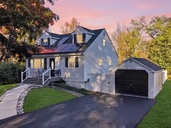 16 Lake Road, Suffern, NY 10901