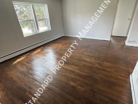 3rd image of 65 Linda Dr APT 3