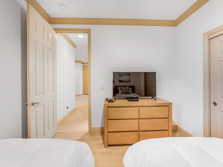 1331 Costa Brava — Photo 15