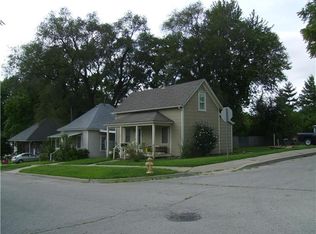 24 Groom St, Liberty, MO 64068