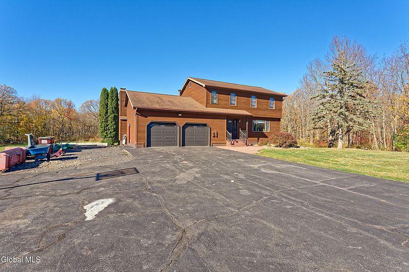3rd image of 1000 Stony Point Road