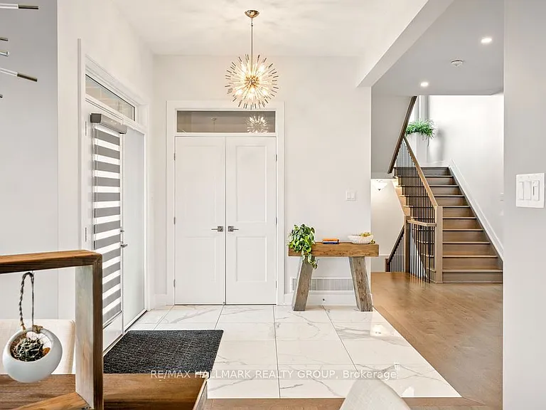 1575 Rangeland Ave — Photo 3