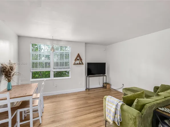 932 7th St #932A, Miami Beach, FL 33139