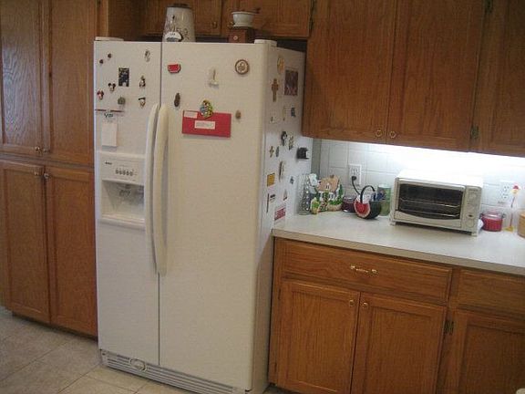 4th image of 239 Karen Dr #326