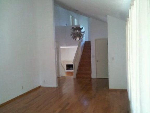 5th image of 4580 Hampshire Pl