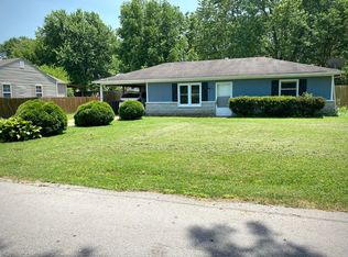 102 E Glenn St, Nixa, MO 65714