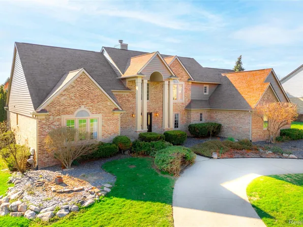 12263 Howland Park Dr, Plymouth, MI 48170