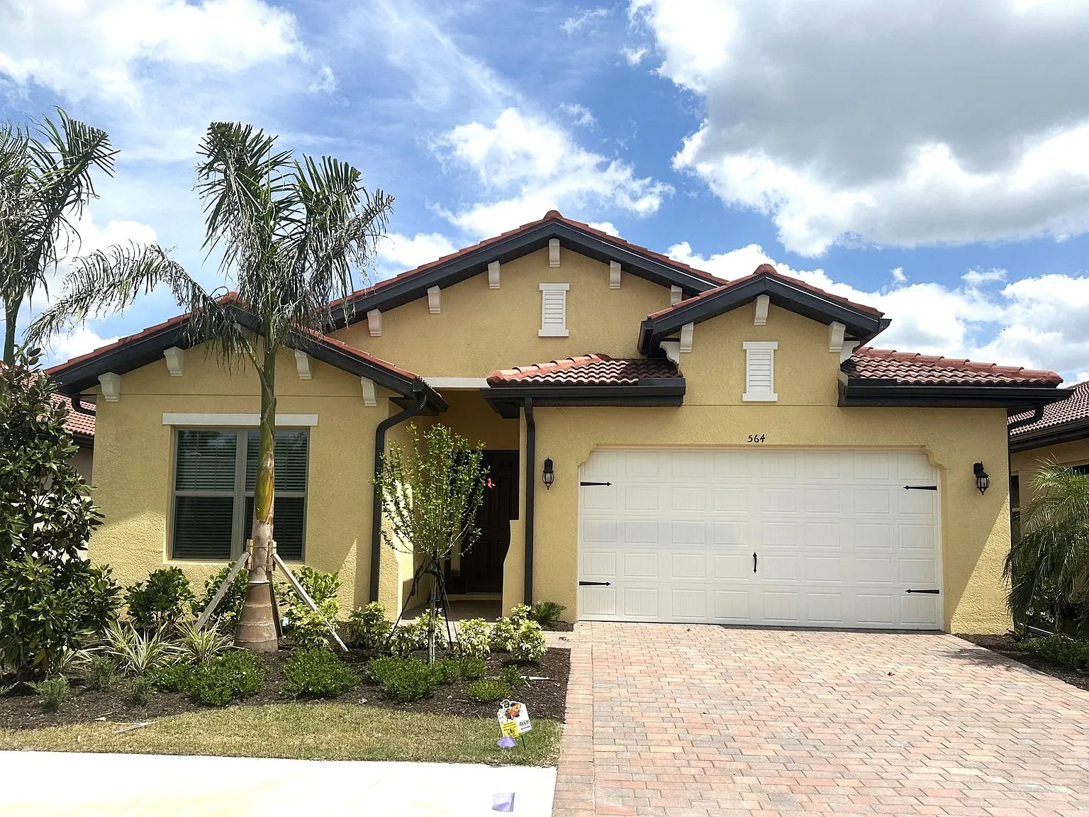3 bed, 2221 sqft, $3,250 — Photo 1