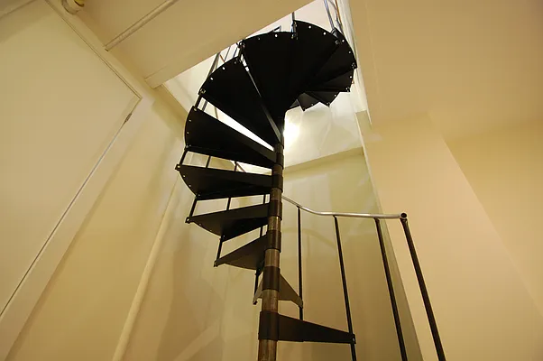 Rented by Compass | media 14