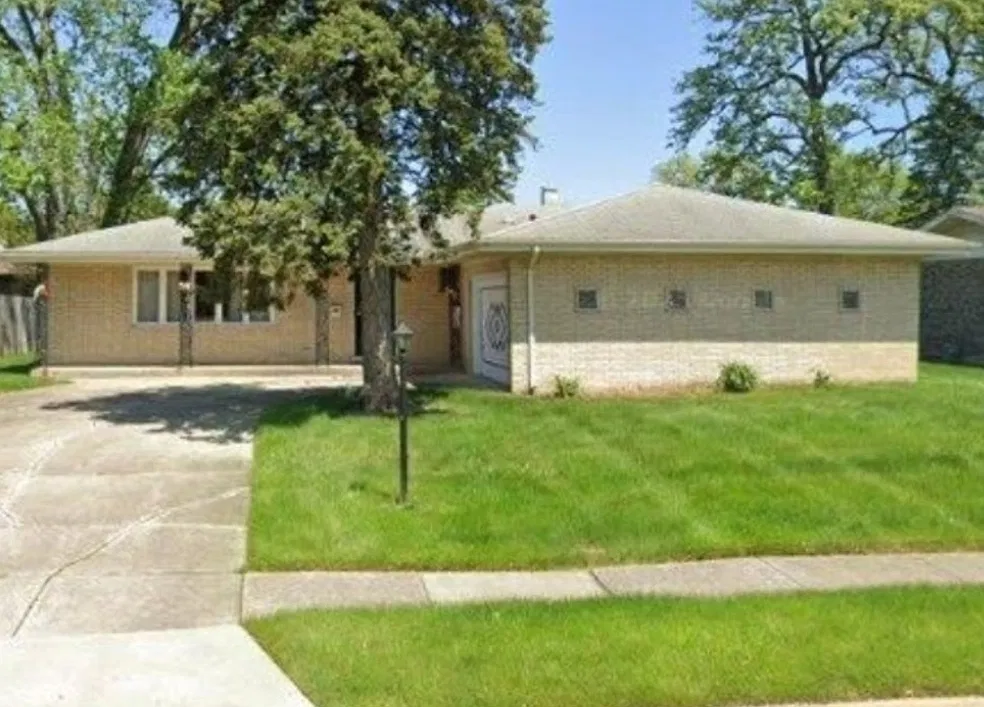 1720 W 54th Ave — Photo 1