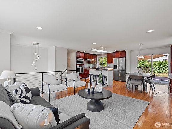 5th image of 12938 NE 136th Place