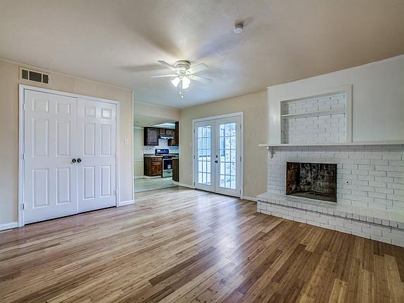 5th image of 2701 Flagstone Dr