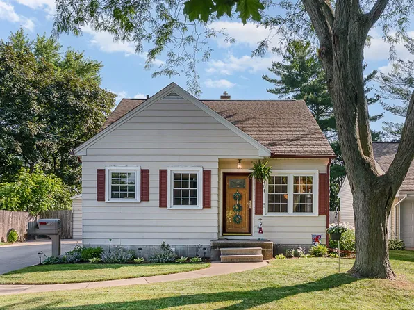 1948 Kollen St, Saginaw, MI 48602