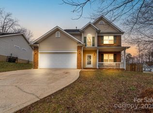 7500 Grabill Dr, Charlotte, NC 28269