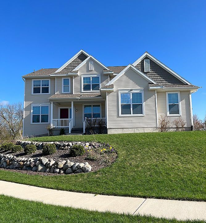1st image of 2525 Lupine Ct