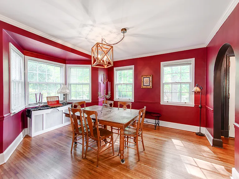 1208 Oakwood Ave — Photo 7
