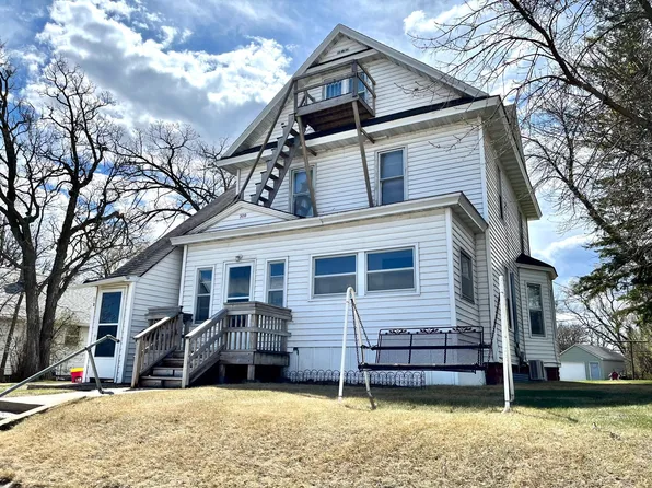 309 Park St, Detroit Lakes, MN 56501