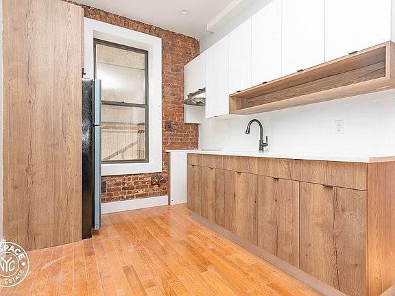 2nd image of 607 Franklin Ave #6A