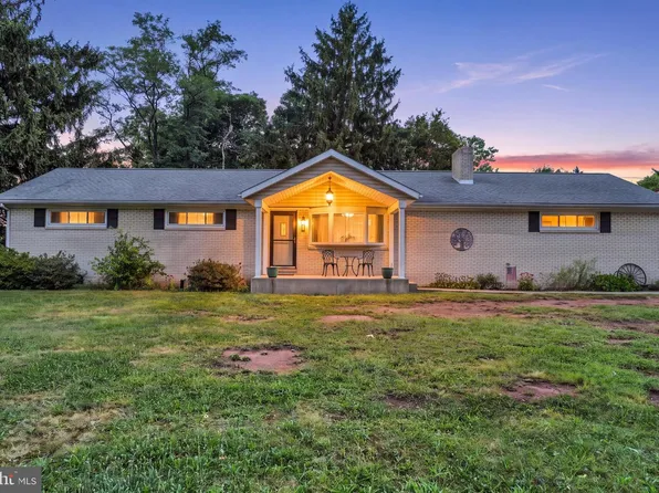 2365 Wilt Dr, York, PA 17408
