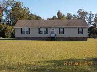 128 Mercy Pl, Beulaville, NC 28518