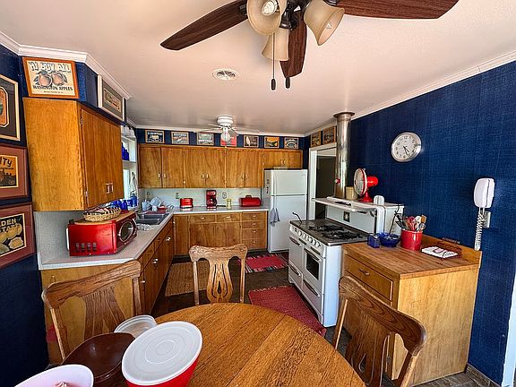 2nd image of 11751 Laytonville Dos Rios Rd